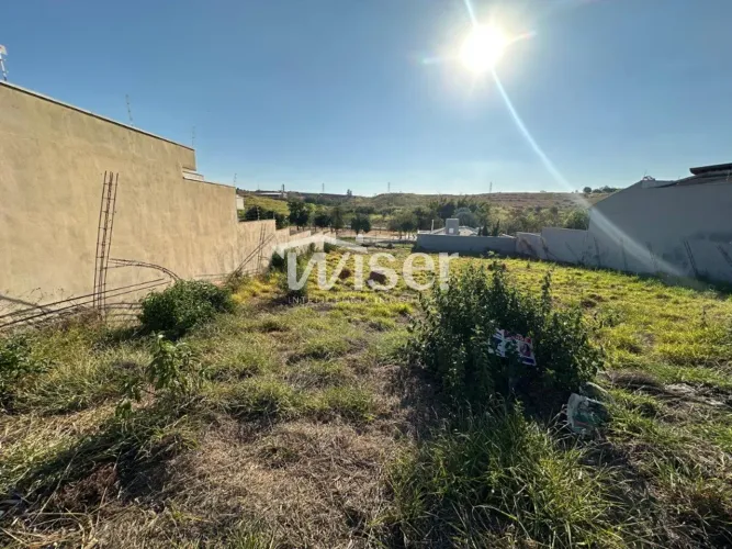 Excelente terreno com 520 m² localizado no bairro Santa Bárbara, em Itapira - SP