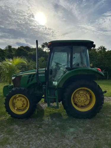 Trator John Deere 5070E 2020 - 4x2 TDA Preparado para Piloto Automático