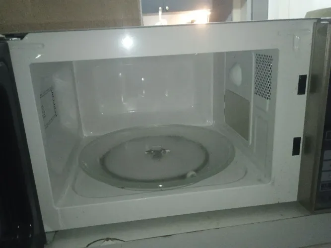 MICROONDAS 220v