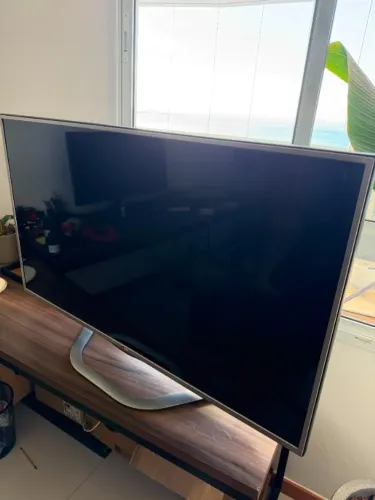 TV LG 47la6130 - 47 polegadas, 3D, som e imagem impecáveis (muito boa mesmo)