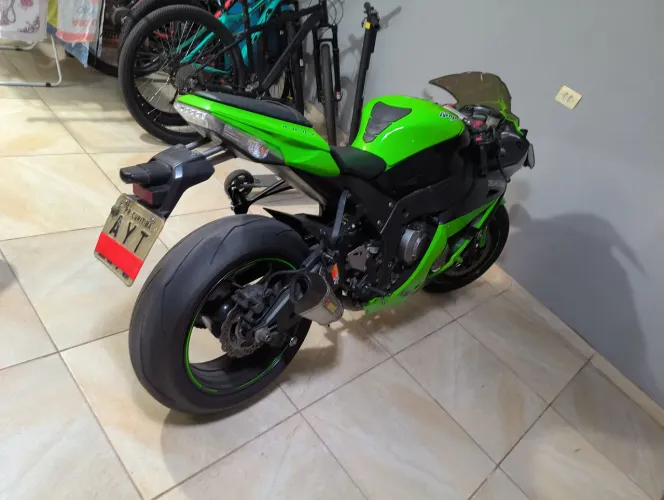 Kawasaki zx 10 a venda