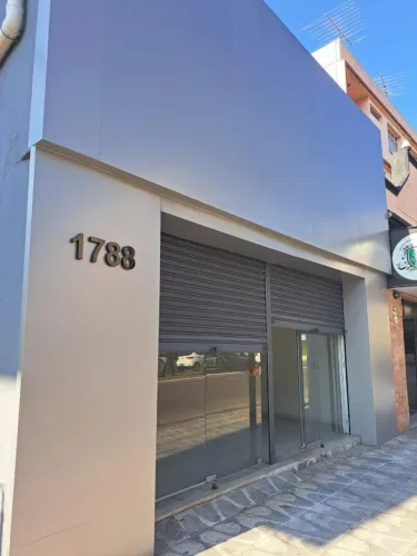 Loja com 85m2 próximo a Cristóvão colombo...