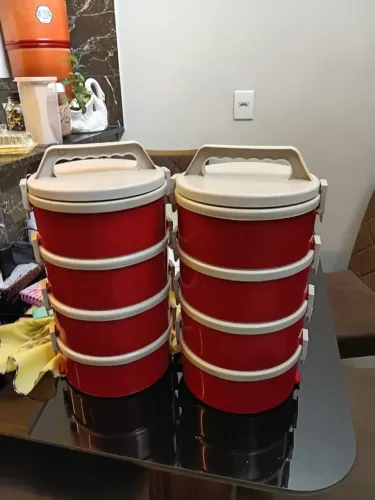 Conjunto de marmitas