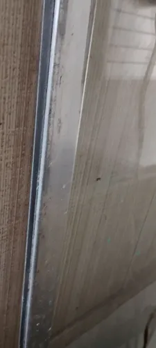 estou  doando esses vidros são dois para retirar rapido isso e groco tenperado