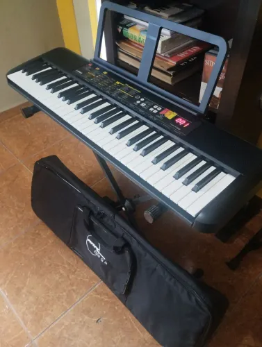 Teclado Yamaha Psr-f52, Novinho! Com suporte e Bag acolchoado