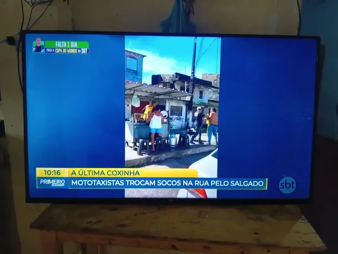 Televisão de 50 polegada