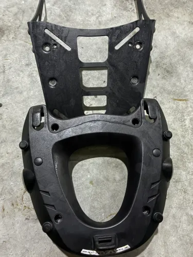 Baú Givi Maxia III
