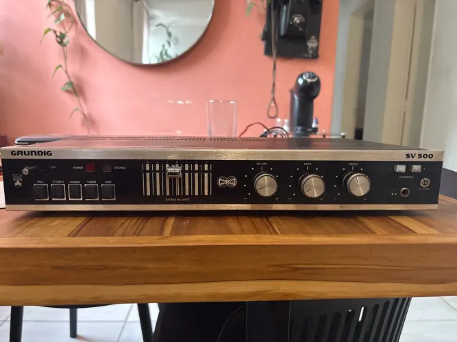 Grundig SV 500 Amplificador