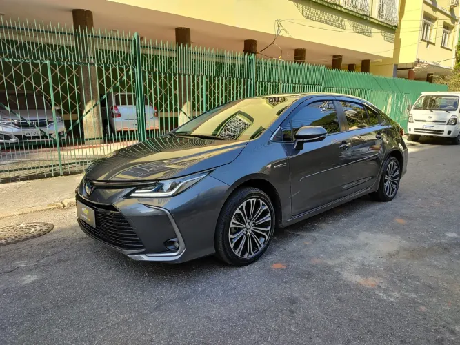 Toyota Corolla Altis Prem. Hybrid 1.8 Flex AUT 2023