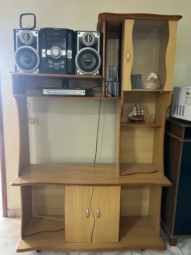 Estante / Home para Sala com Cristaleira e Portas - Perfeito Estado