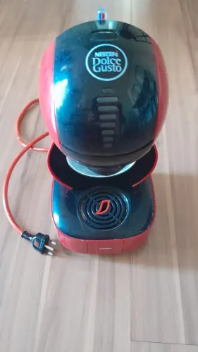 Cafeteira Nestle Dolce Gusto