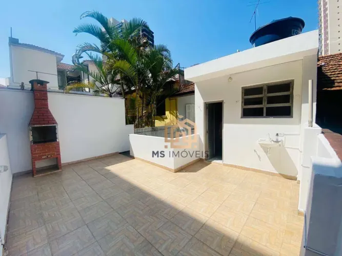 Casa Comercial ou Residencial 130 m², 3 Quartos (1 suíte), Quintal, Churrasqueira, 1 Vaga,