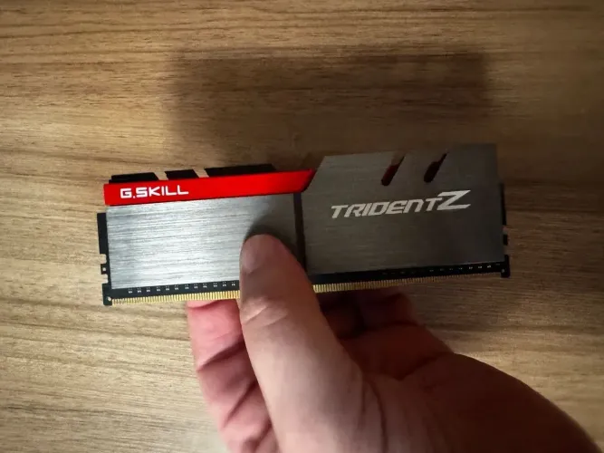 Memória Ram G.Skill Trident Z 2x8gb 3000Mhz