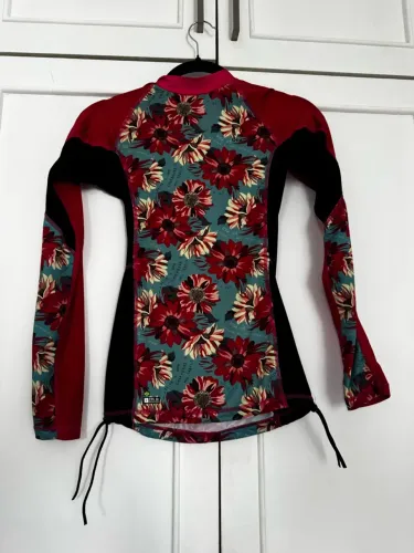 Blusa Térmica UV 50+ Olaian Decathlon - Estampa Floral