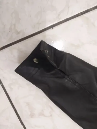 Jaqueta de couro nova sem uso 