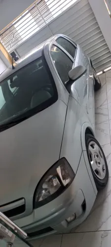 Chevrolet Corsa Hat. Maxx 1.4 8V Econoflex 5P 2012