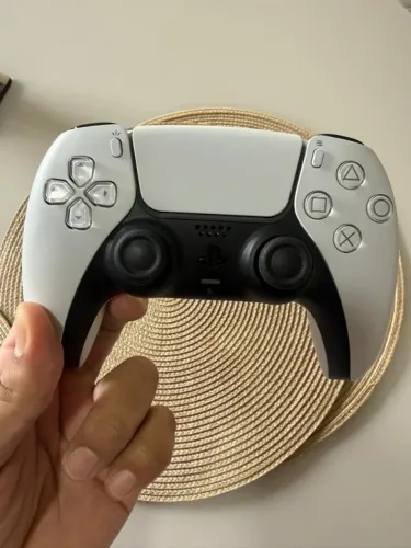 Dual sense