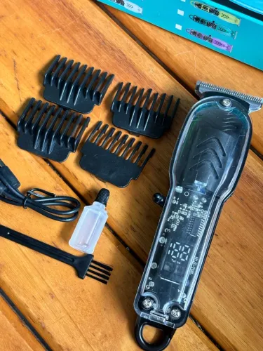 Máquina de cortar cabelo kit completo[NOVA]