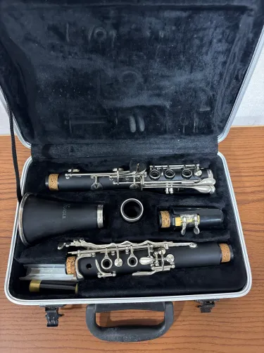 Clarinete Eagle