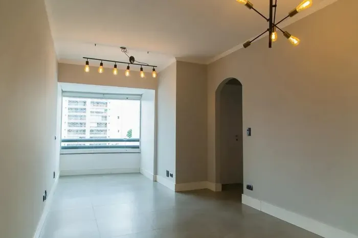 Apartamento para venda possui 55 metros quadrados com 2 quartos