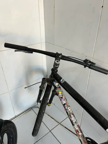 Vende-se Bicicleta R$ 200 negociar pelo chat