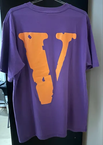 Camiseta Vlone pouco usada