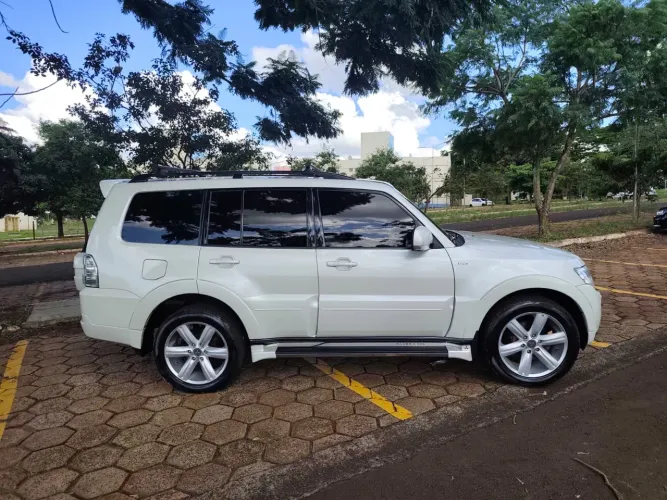 Mitsubishi Pajero HPE Full 3.8 V6 250cv 5P Aut. 2011