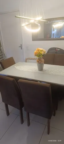 Vendo mesa 6 cadeiras MDF e tampo de vidro