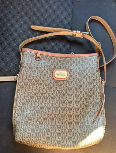 Bolsa Victor Hugo com detalhes 