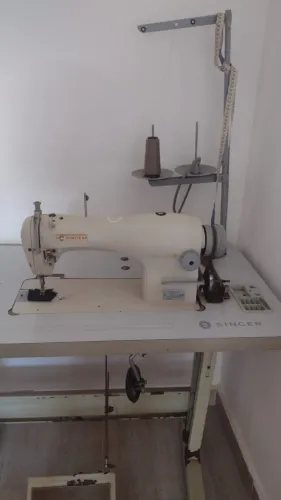 Máquina de costura singer reta industrial