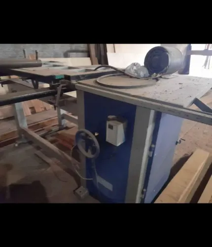 Serra esquadrejadeira