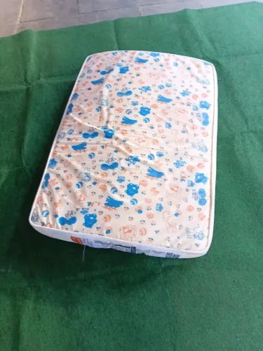 Colchão para berço portátil 
