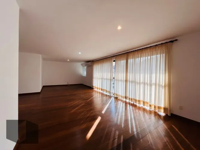 Apartamento em Copacabana