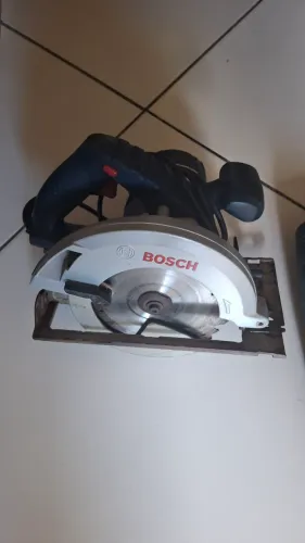 Serra Circular Bosch 2.200w  500 reais 