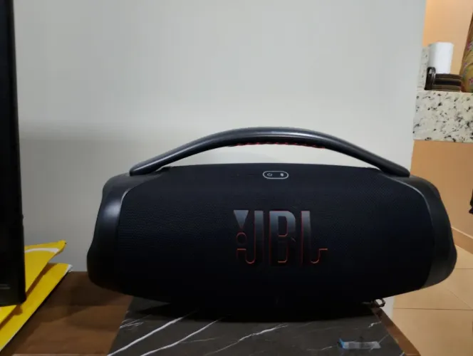 Caixa de som bombox 3
