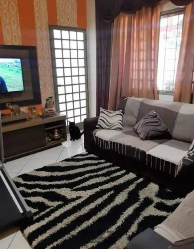 Casa à Venda - Jardim Silvestre ÌII, Amparo - 100m2 - 3 Quartos
