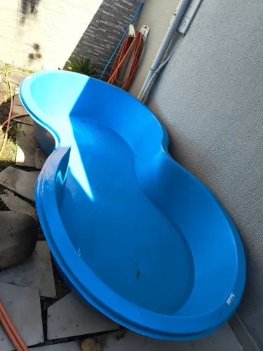 Piscina feijão 1 mil litros, caixa d'água 