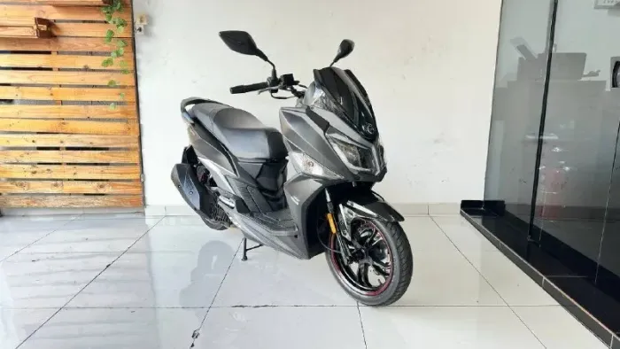 DAFRA CRUISYM CBS 2024 PRETO COM 13.000 KM