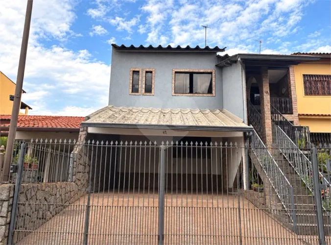 Casa térrea com 3 quartos à venda em Vila santa cecília - RJ