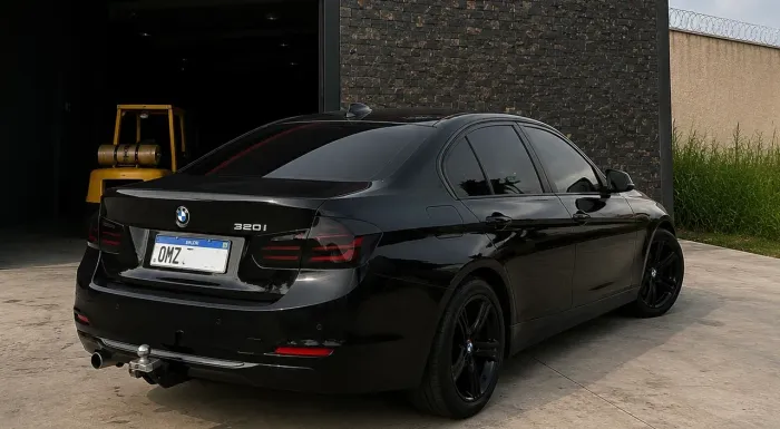 BMW 320I A 2.0 Turbo/activeflex 16V 184cv 4P 2014