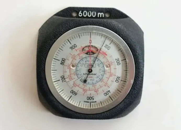 Altímetro Barômetro Thommen Tx 6000m Mecânico