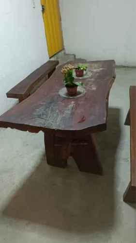 Mesa de madeira 