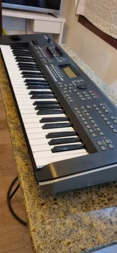 Yamaha Mox 6