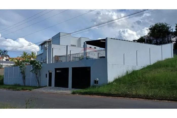 Casa para venda no Jardim Iporanga em Águas de São Pedro SP