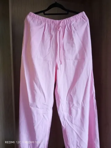 Calça rosa