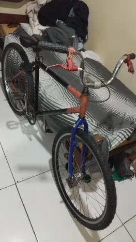 BICICLETA ARO 26.