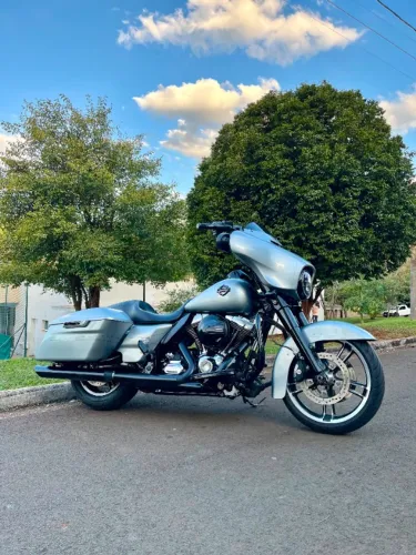 Harley Davidson Street Glide Special