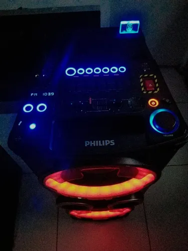 Caixa de som Philips Bluetooth FM USB
