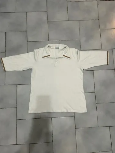 Camisa Polo Feminina Off-White GG - R$ 30