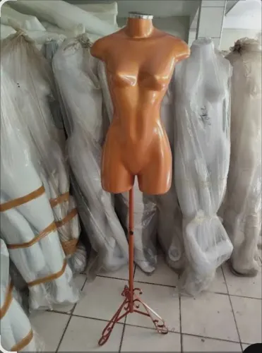 Manequim com suporte